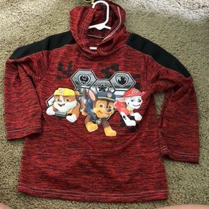 Hooded long sleeve shirt